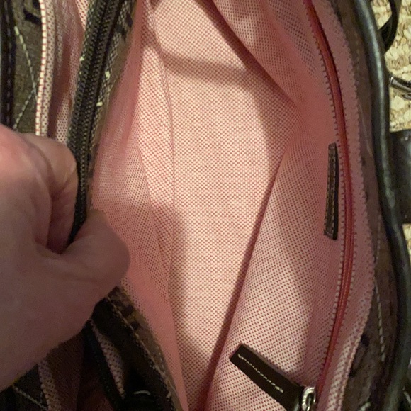Dooney and Bourke bag - Picture 6 of 11